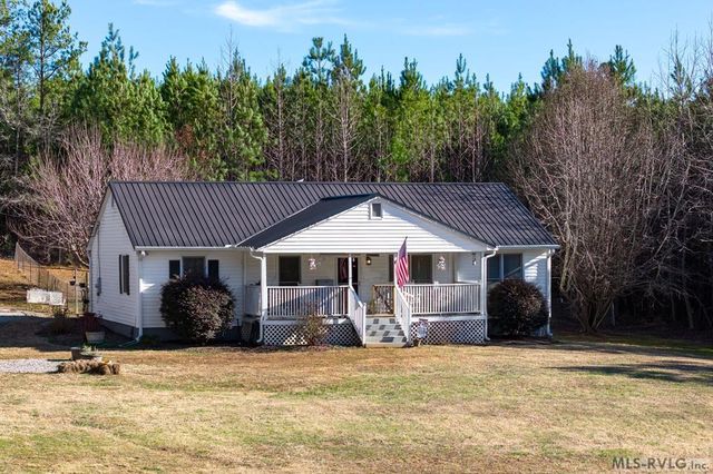 3874 Country Club Rd, Brodnax, VA 23920