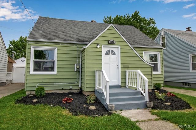 3628 Chapin Ave, Niagara Falls, NY 14301