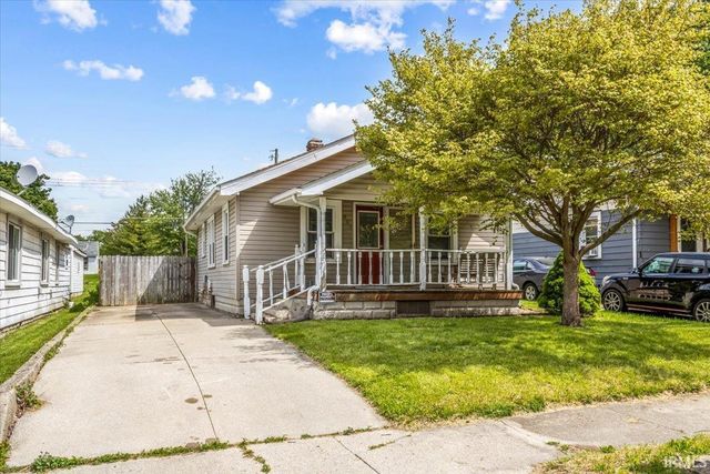 908 W  14th St, Muncie, IN 47302