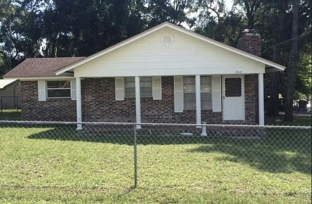 2615 Lane St, Palatka, FL 32177