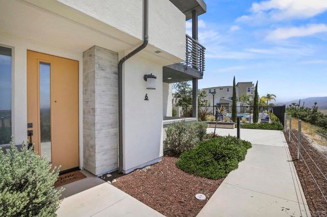 1891 Cosmopolitan Ln #6, Chula Vista, CA 91915