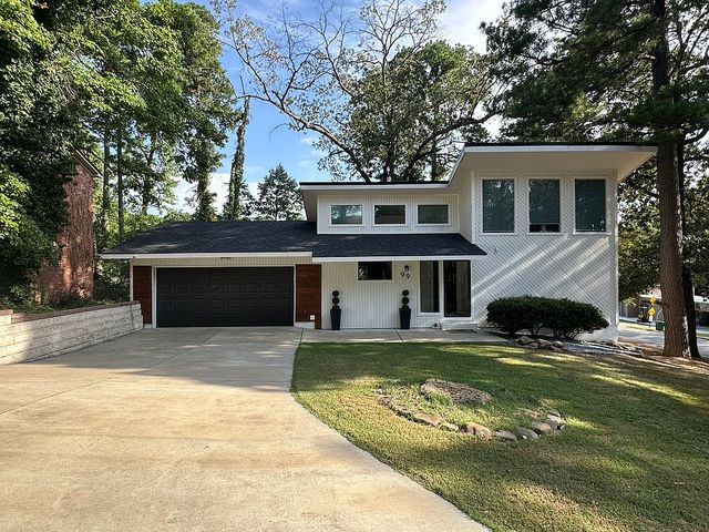 99 Rogers Dr, Bryant, AR 72022