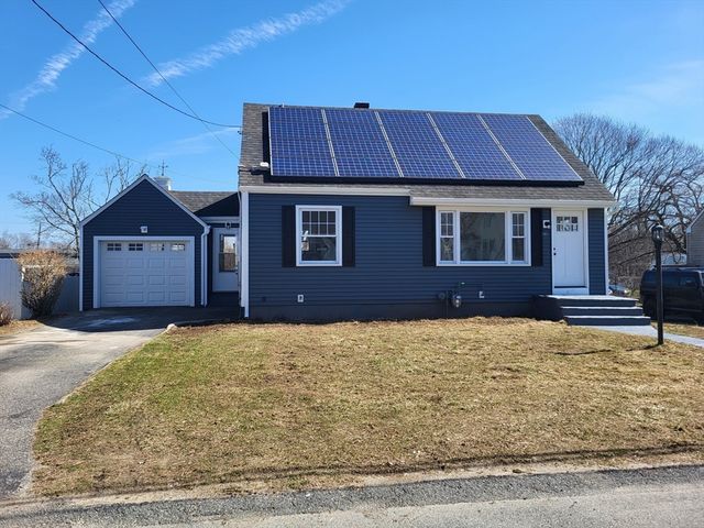 116 Lewis Ave, Somerset, MA 02726