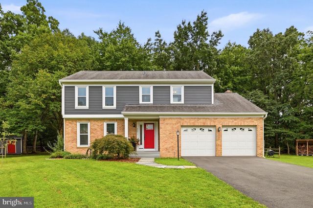 500 Fairfax Ln, Herndon, VA 20170