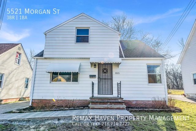 5521 Morgan St, Maple Heights, OH 44137