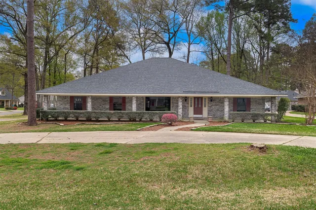 2101 Chase Bnd, Shreveport, LA 71118