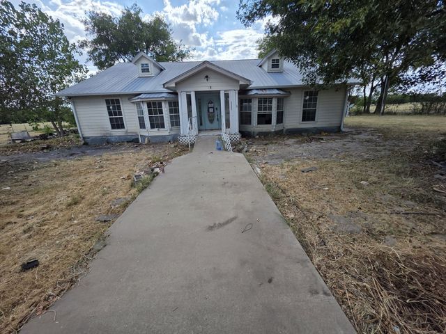 1917 County Road 1144, Pt, TX 75472