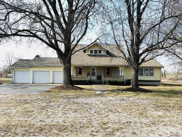 102 S  Cleveland St, Lowry City, MO 64763