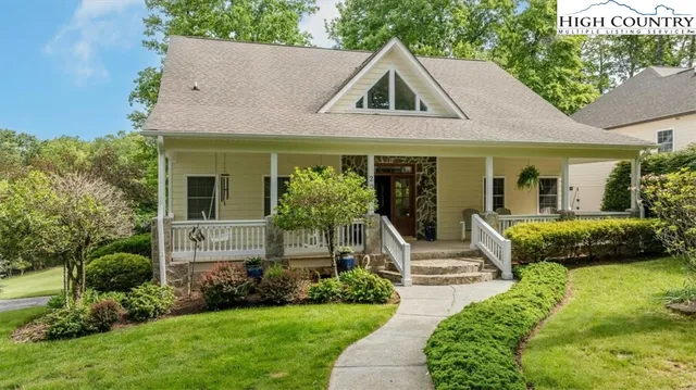 204 Laurel Cottage Lane, Glade Valley, NC 28627