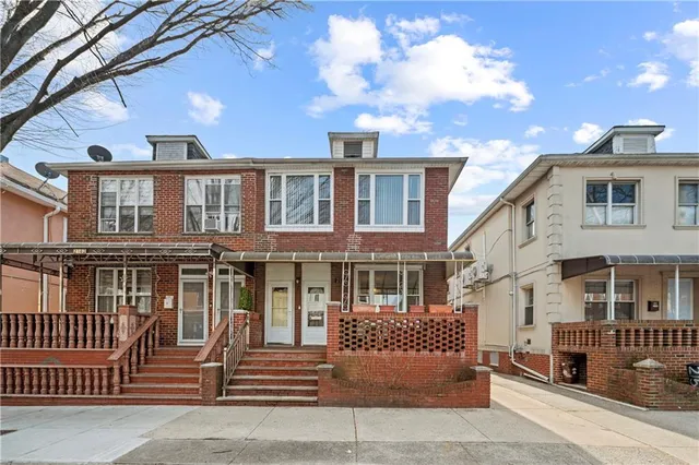2160 76th St, Brooklyn, NY 11214