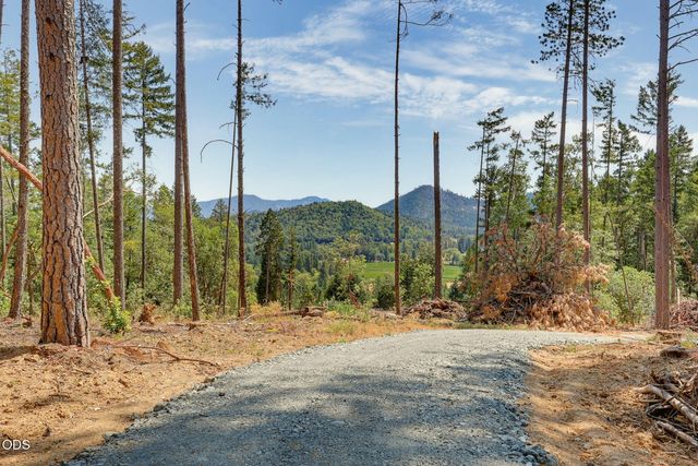 7900 Redwood Hwy #2-109, Wilderville, OR 97543