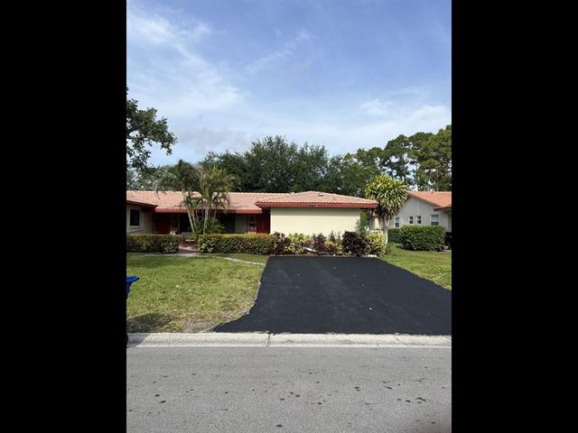 3210 NW 86th Ave, Coral Springs, FL 33065