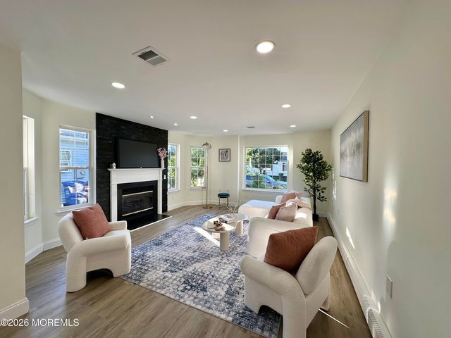 340 Jamaica Boulevard, Toms River, NJ 08757