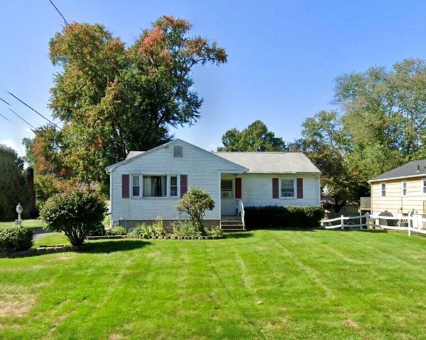35 Lancaster Ave, West Springfield, MA 01089