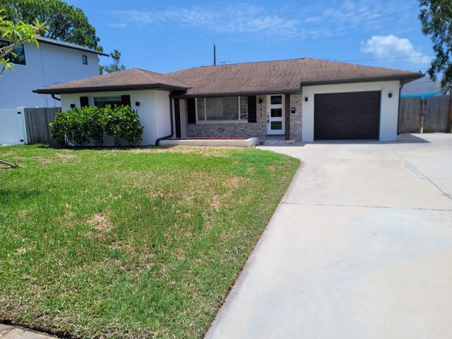 1826 Oregon Ave NE, Saint Petersburg, FL 33703