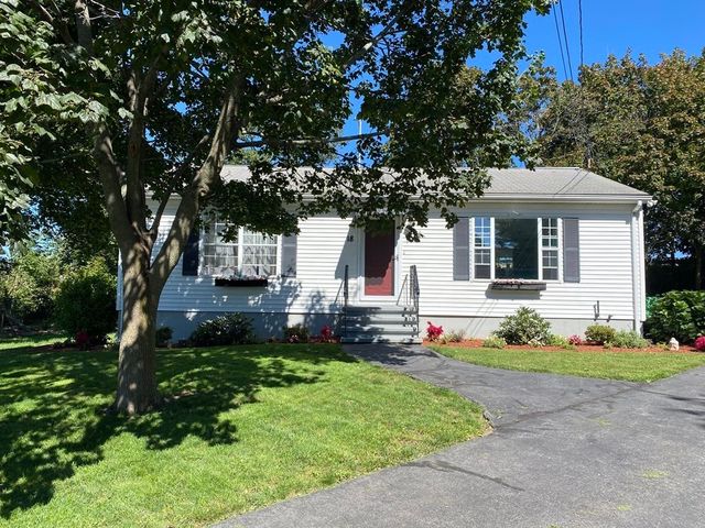 18 Doble St, Quincy, MA 02169