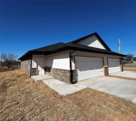 8801 N  Walker Ave #A, Oklahoma City, OK 73114