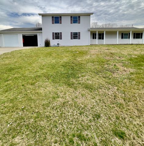 490 Rolling Acres Dr, Monticello, KY 42633