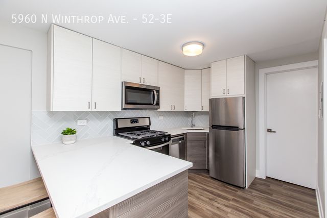 5960 N  Winthrop Ave  #52-3E, Chicago, IL 60660