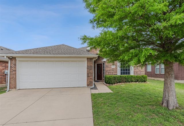 8548 Cactus Patch Way, Fort Worth, TX 76131