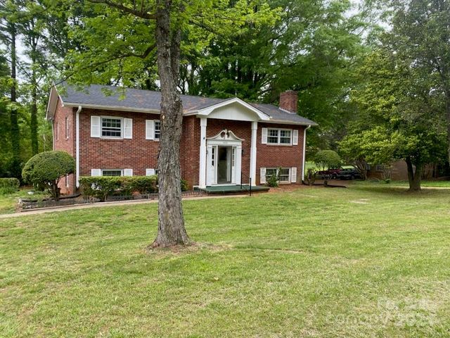 4081 Section House Rd, Hickory, NC 28601
