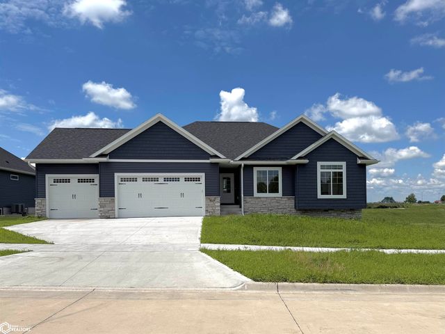 1217 N  18th St, Chariton, IA 50049