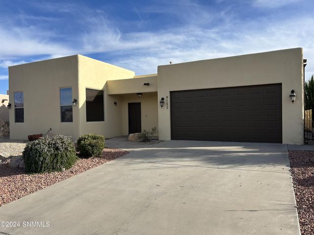 4132 Council Oak Rd, Las Cruces, NM 88011