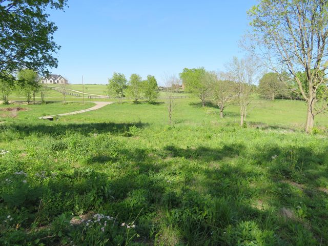 1110 Craig Crossing Rd, Winchester, KY 40391