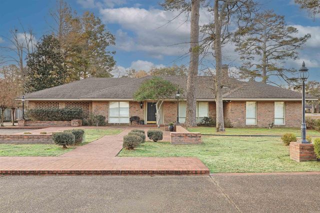 W, Pine Bluff, AR 71603