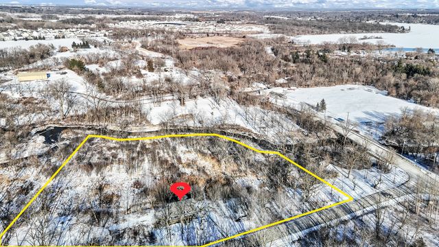 8908 Wondermere Rd, Wonder Lake, IL 60097