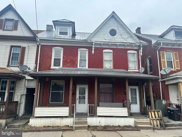 35-37 Montgomery Ave, Lewistown, PA 17044