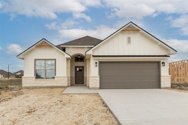 2820 Spector Dr, Bryan, TX 77808