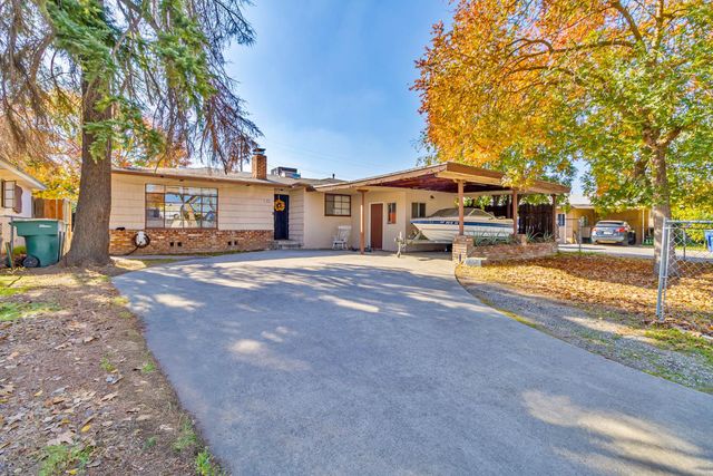 3852 E  Washington Ave, Fresno, CA 93702