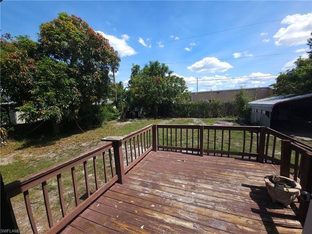 3378 Apache St, Fort Myers, FL 33916
