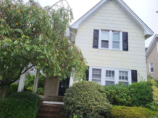 315 N Forest Avenue, Rockville Centre, NY 11570