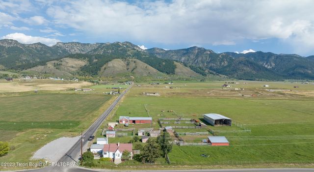 20 County Road 107, Etna, WY 83118