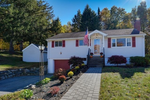 238 W  Hill Rd, Marlborough, MA 01752