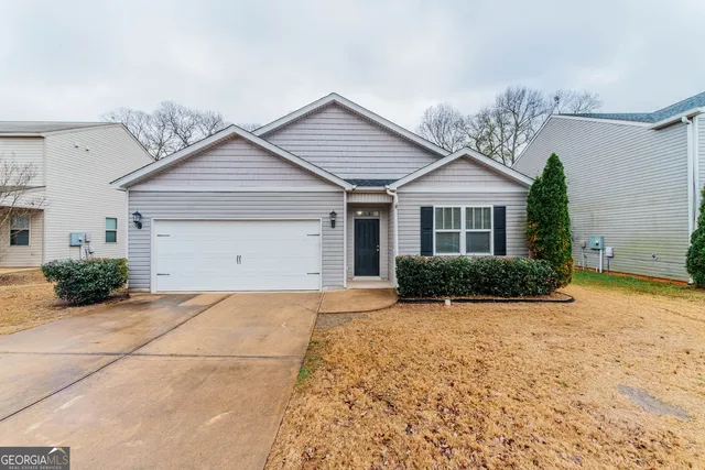 208 Flowing Meadows Dr, Kathleen, GA 31047