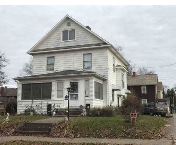 1221 Dover Ave, Dover, OH 44622