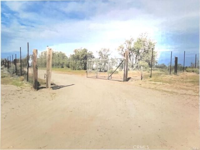 41455 Coventry St, Newberry Springs, CA 92365
