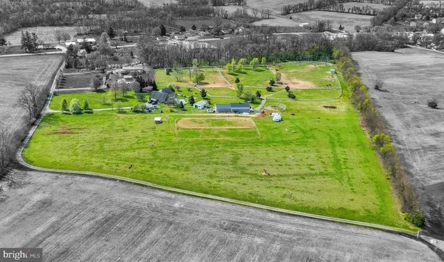 1130 W  Trindle Rd, Mechanicsburg, PA 17050