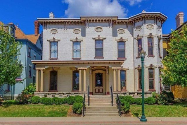 275 S  Limestone St #240, Lexington, KY 40508