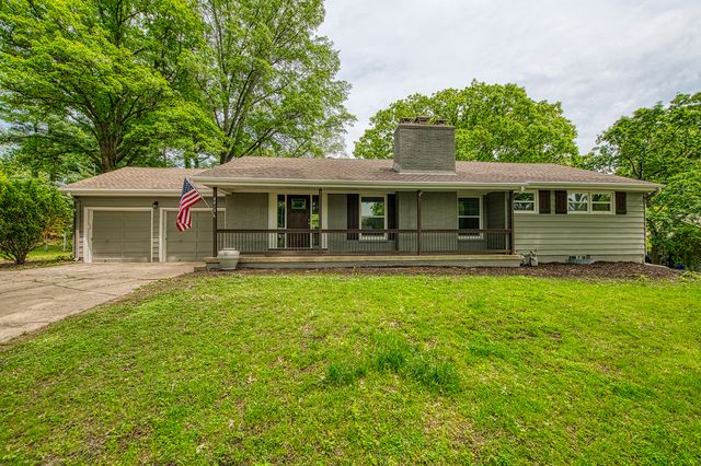 4413 N  Grand Ave, Kansas City, MO 64116
