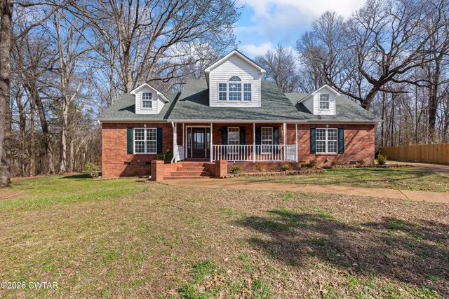 71 Countryway Dr, Jackson, TN 38305