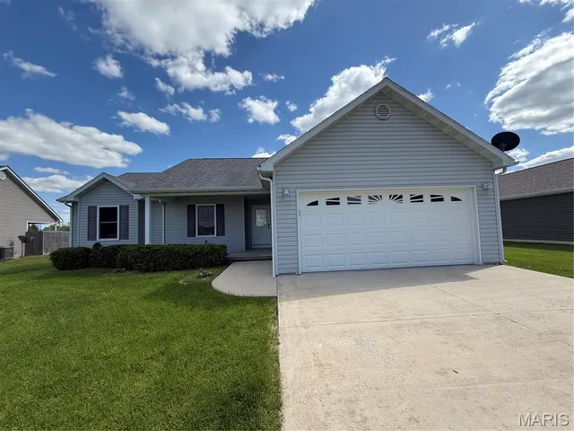 2 Jaybird Ct, Montgomery City, MO 63361