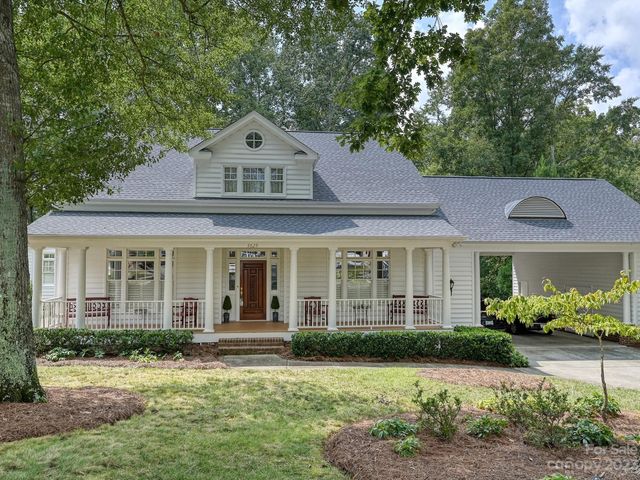 5629 Merry Mount Dr, Charlotte, NC 28226