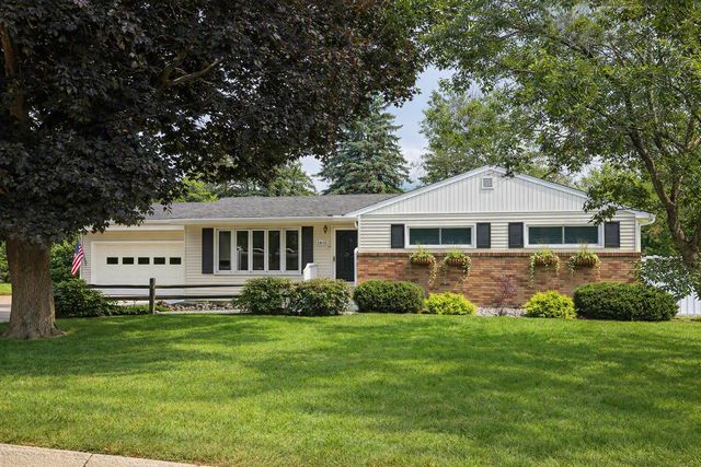 1415 Linn Ave, Owatonna, MN 55060