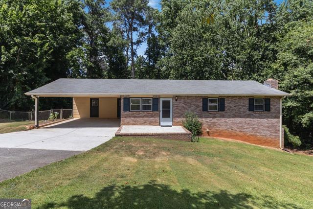 3075 Hidden Dr, Lawrenceville, GA 30044