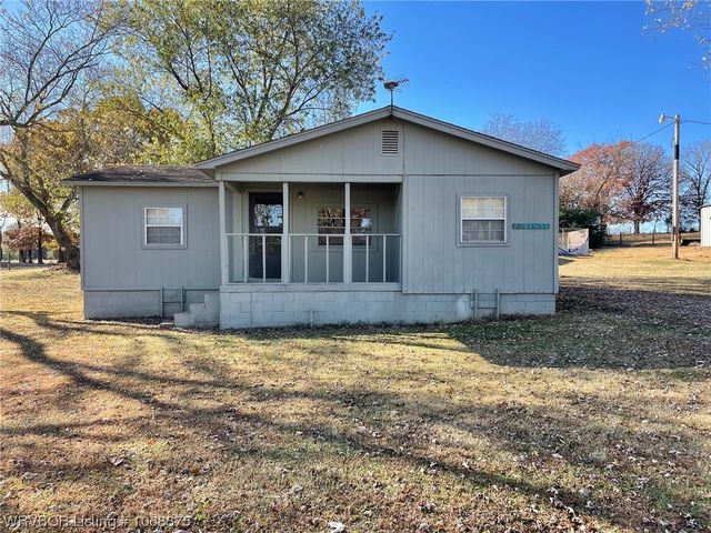 205 Gin St, Gans, OK 74936