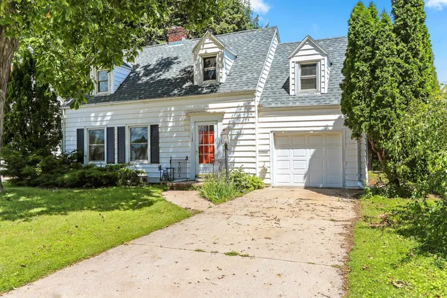 308 E  Glendale Ave, Appleton, WI 54911